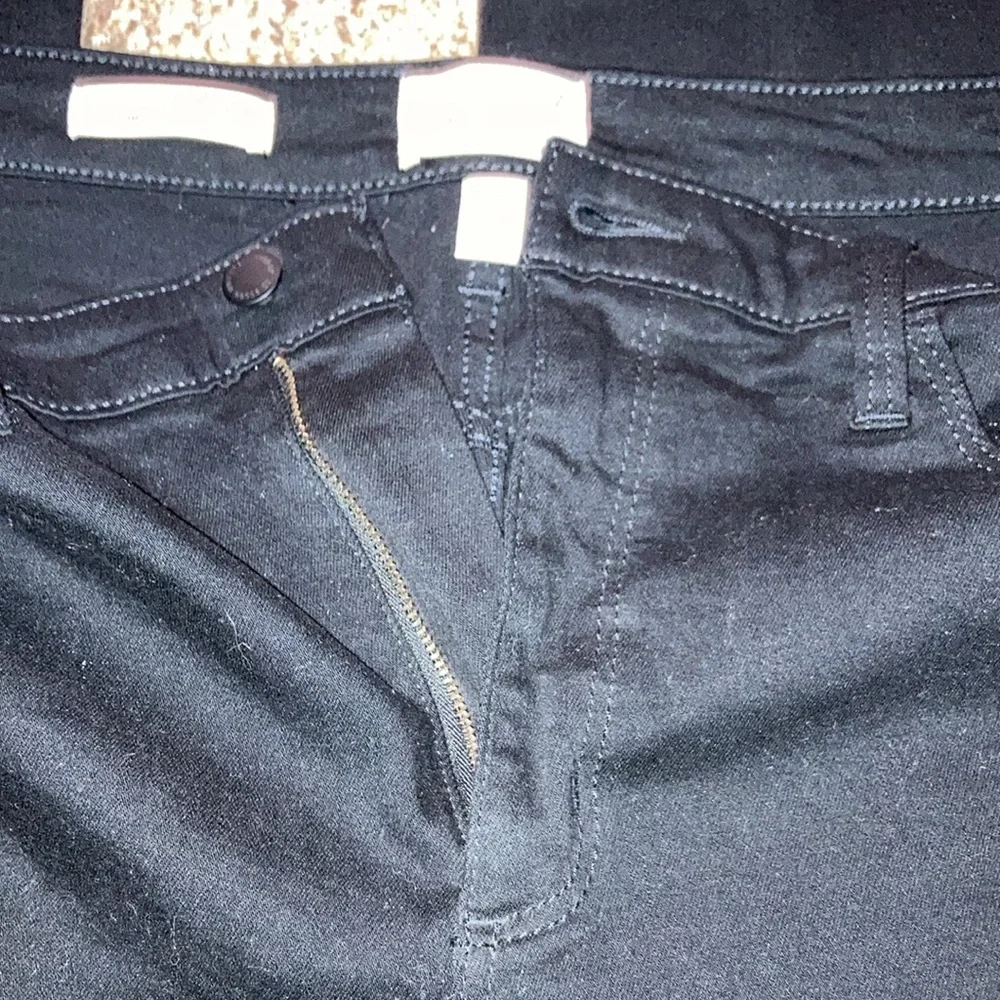 Universal Thread - Picture 6 of 11